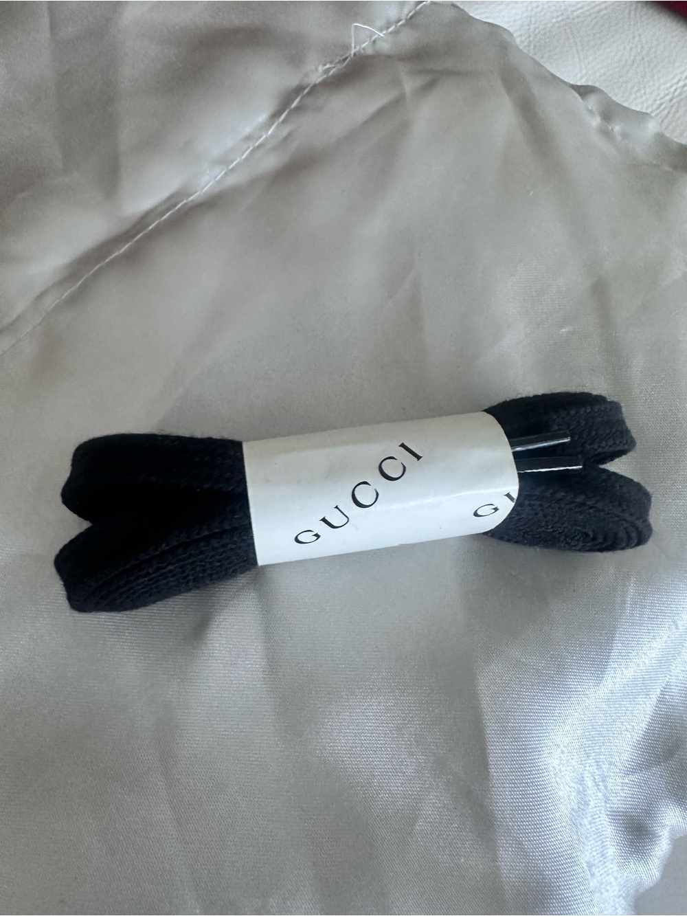 Gucci shoe laces in black for sneakers or trainers- authentic Gucci laces